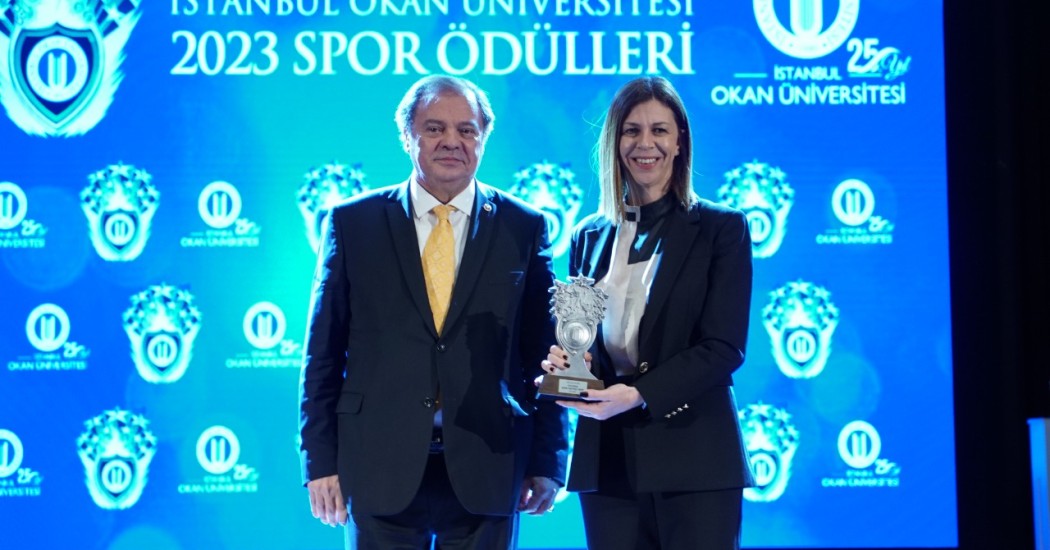 Eczacıbaşı Dynavit, "Yılın Kadın Spor Takımı" seçildi